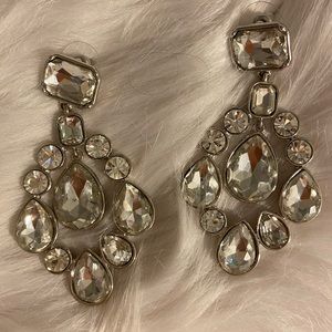Chandelier earrings